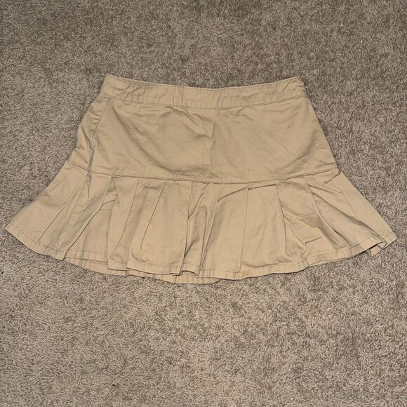 Forever 21 Khaki Pleated Mini Skirt Size Medium - Picture 1 of 5